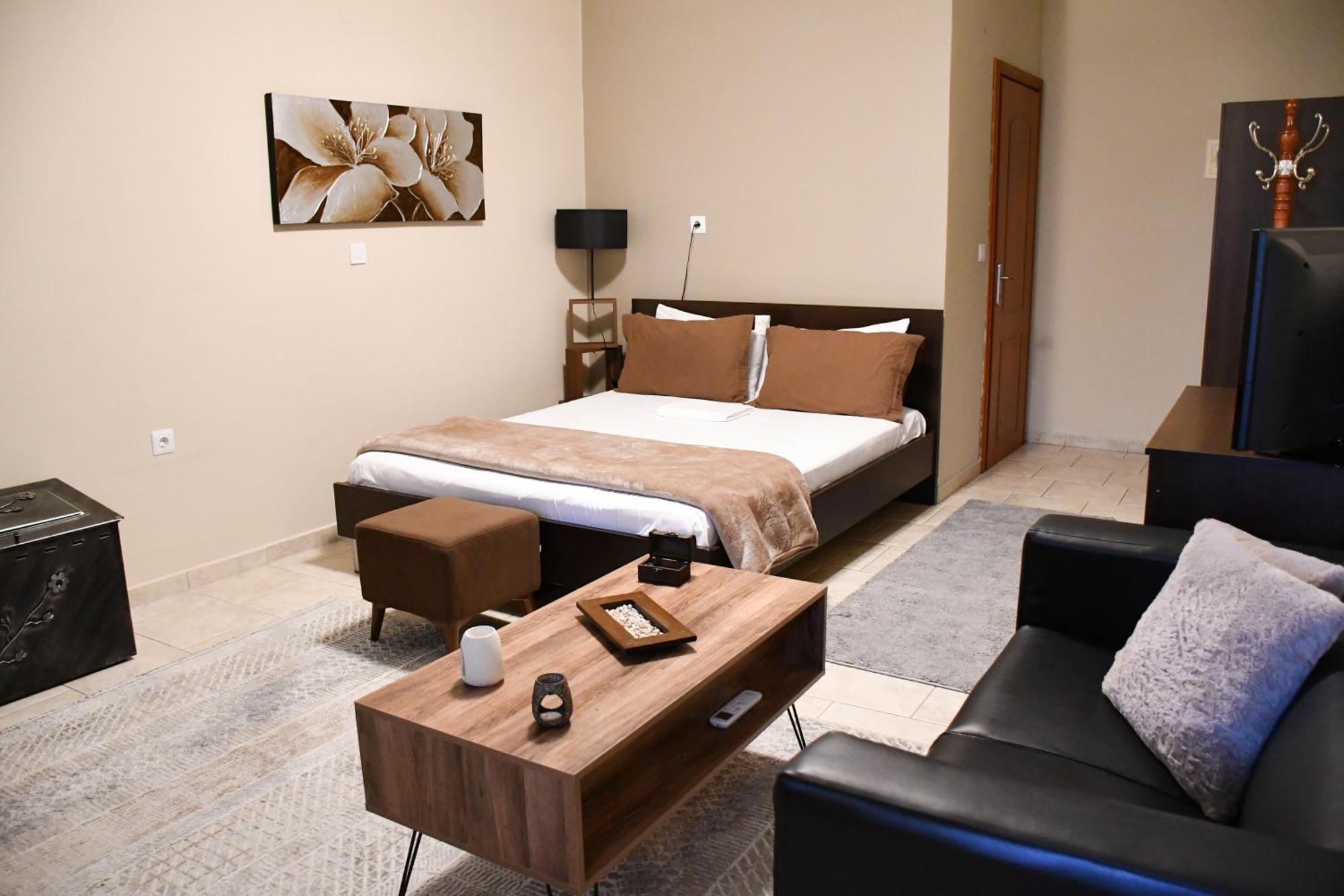 Toula Rooms Ангистрон Экстерьер фото